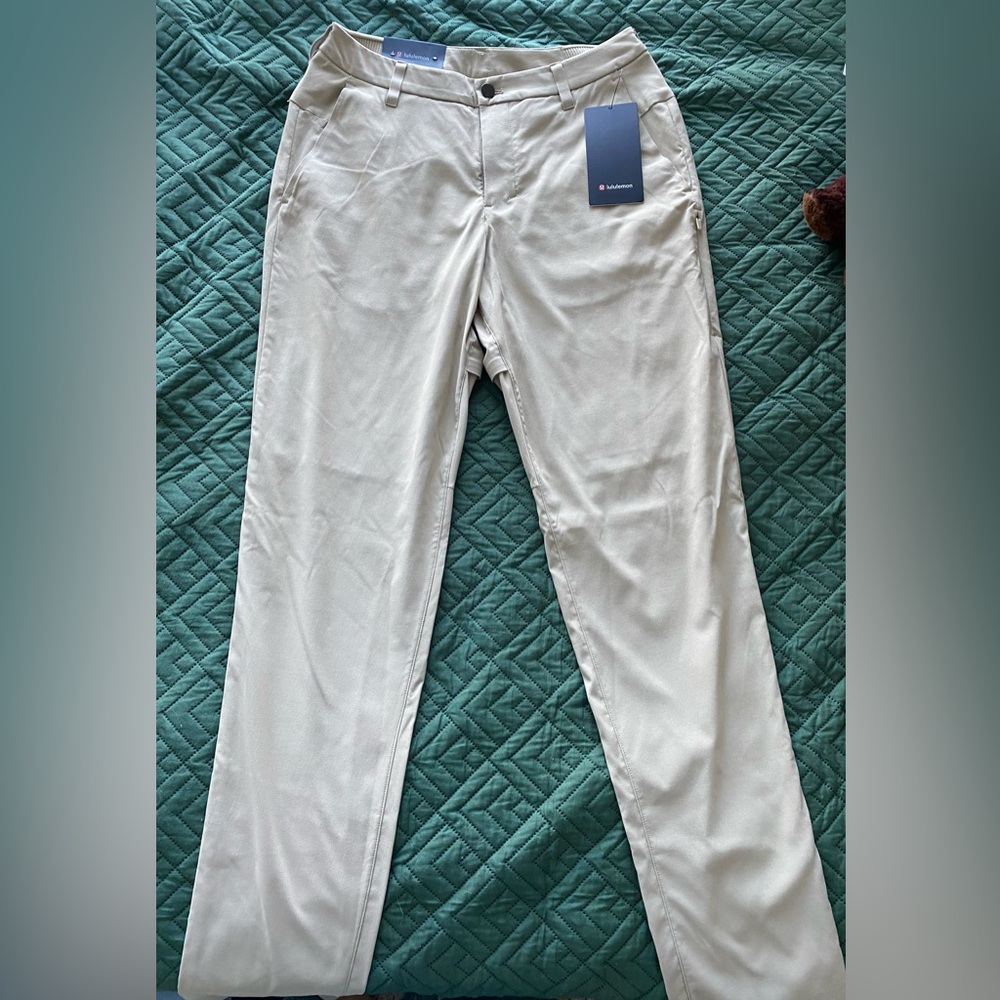 Lululemon Athletica Men's Light Tan Chinos Size 30x34
